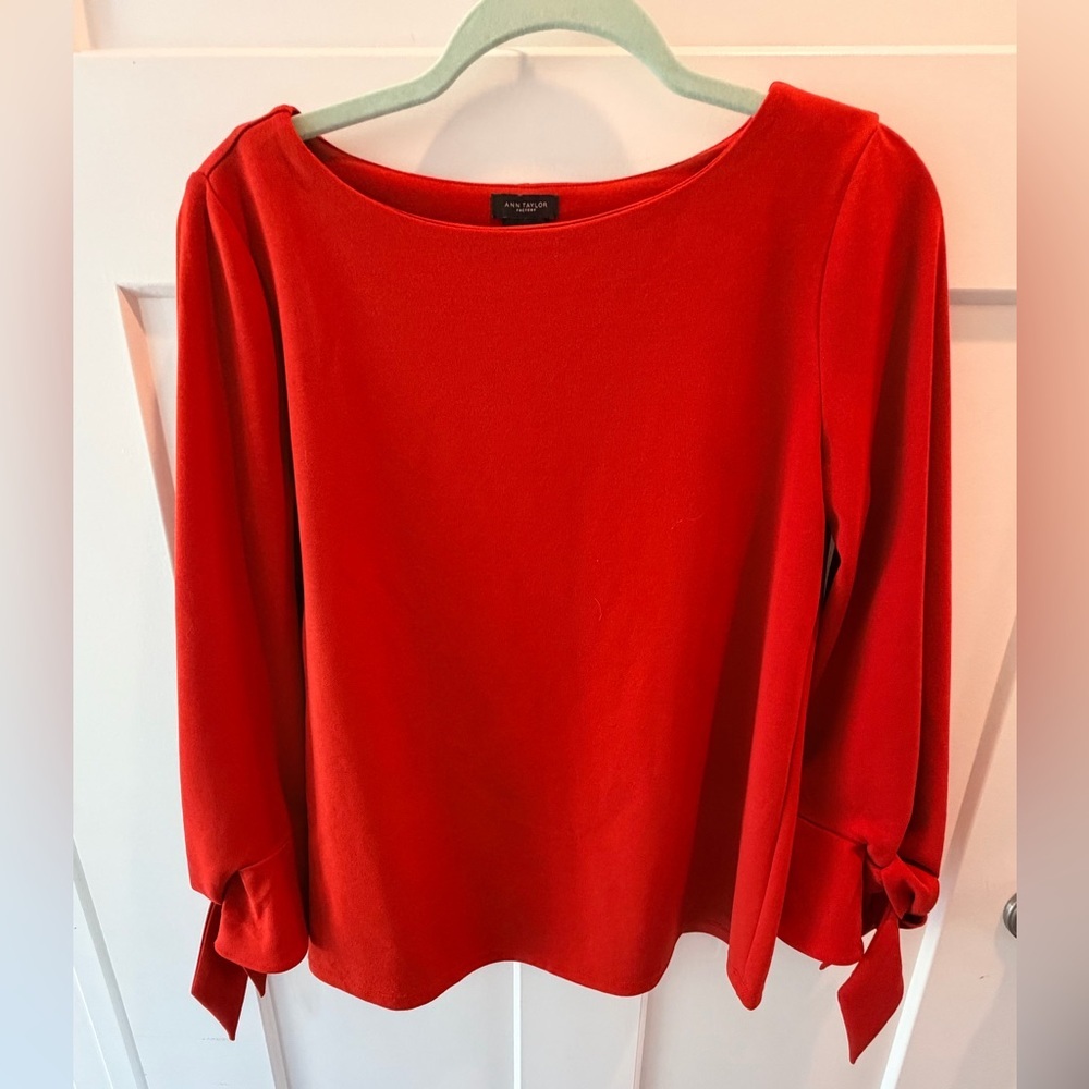 Ann Taylor Factory Red Blouse Small Tie Sleeve Long Sleeve Work Top